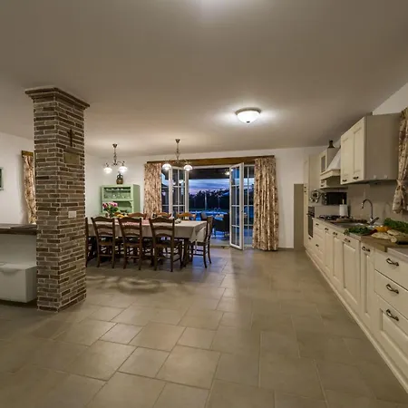 Dom wakacyjny Con Wellness A 1 Km Dal Mare Seget (Umag)