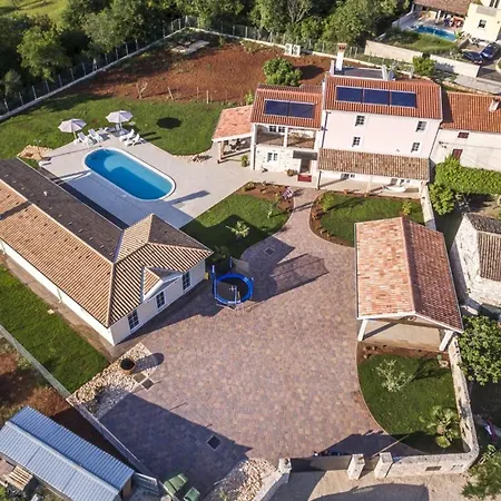 Con Wellness A 1 Km Dal Mare *